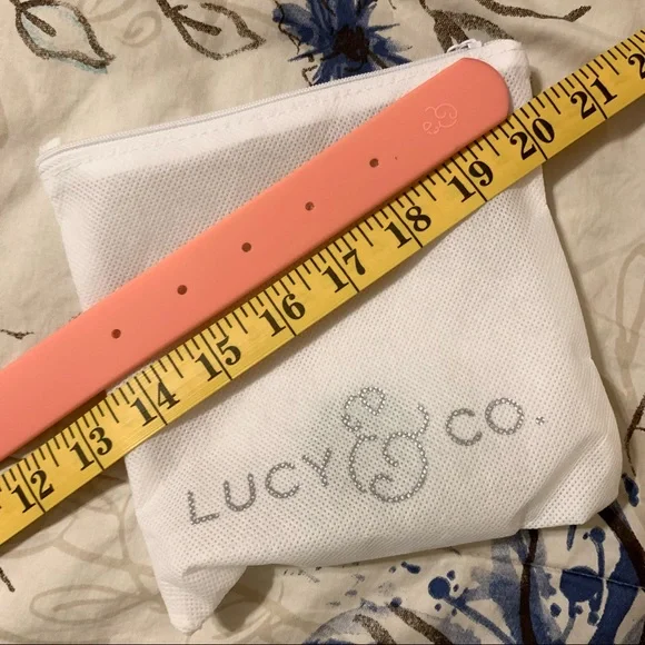 💛 Large Lucy & Co. Everyday PVC Collar in Coral - Picture 13 of 16